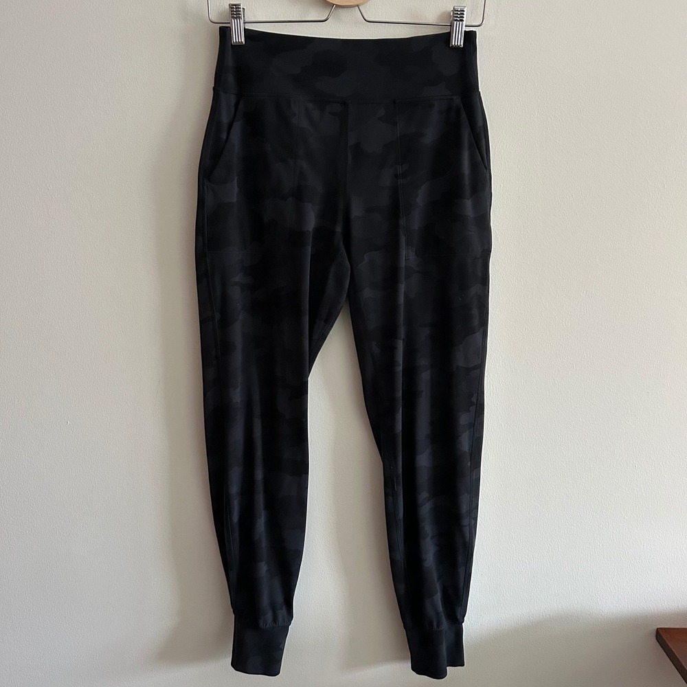 Lululemon Align Jogger Black Camo Size 8
